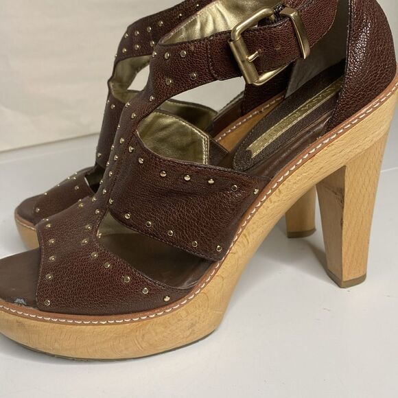 BANANA REPUBLIC Wood & Leather Chunky Heels - Picture 6 of 13